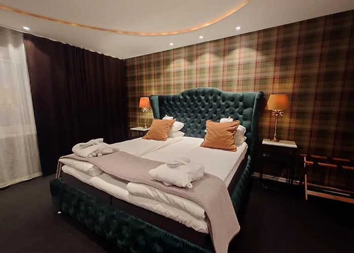 Palace Hotell